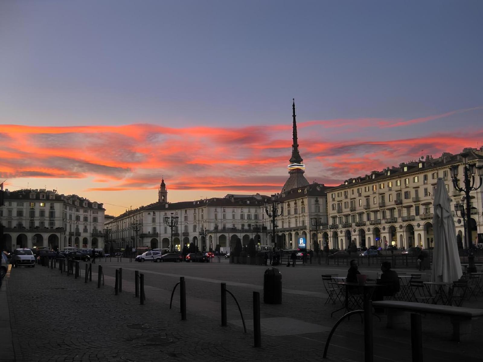 Alloggio Tranquillo Sul Po' - Piazza Vittorio Torino Eksteriør bilde